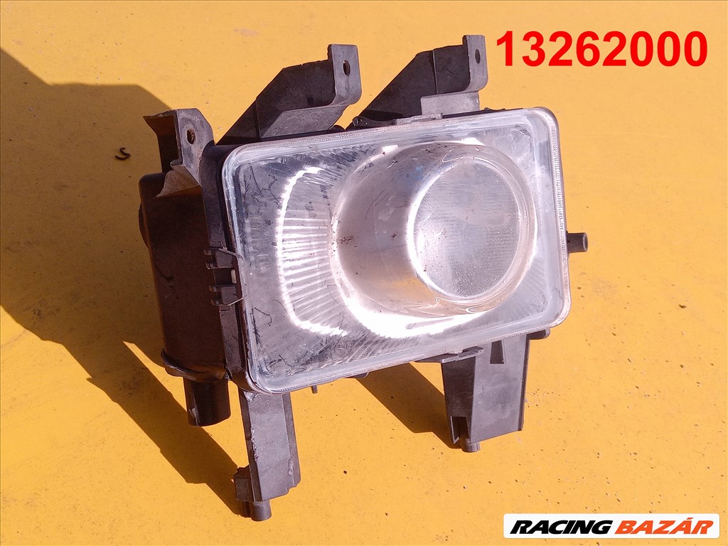 ködlámpa  jobb oldali Opel  . 13262000 1. kép