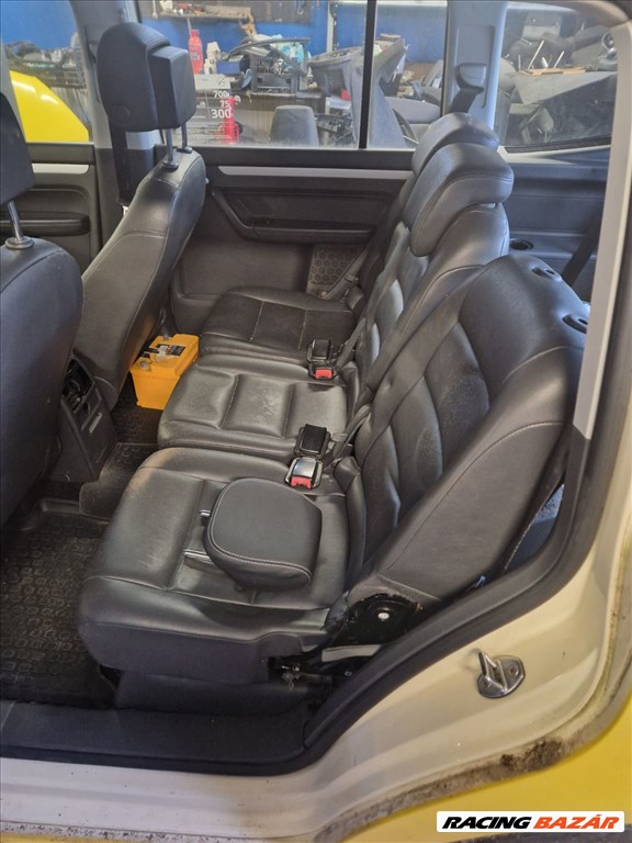 Volkswagen Touran 2012 1.6cr DSG bontott alkatrészei 10. kép