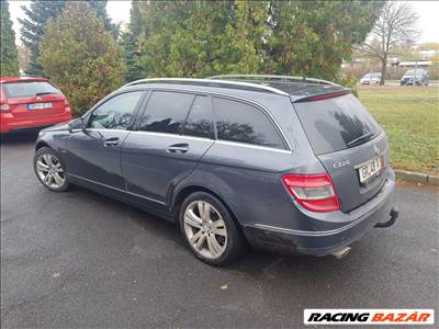 Mercedes C-osztály (W204) bontott alkatrészei