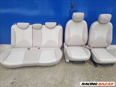 Hyundai Accent ülés 