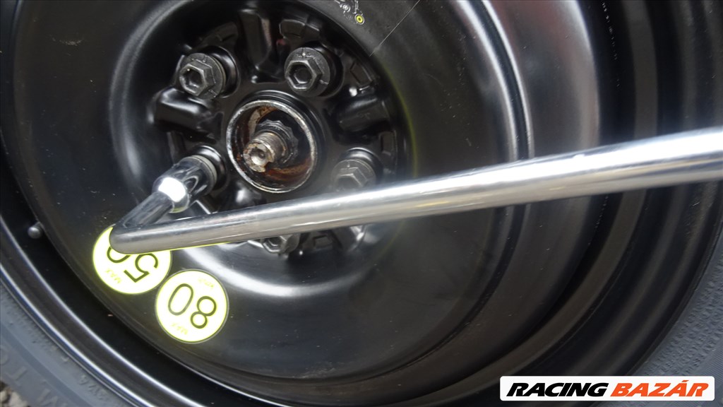 Toyota Rav4 új gyári vékony pótkerék mankókerék 155/90r17 méretű gumival 10. kép