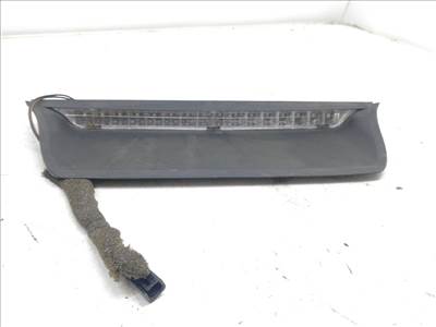 OPEL OMEGA B (25_/ 26_/ 27_) 2.2 DTI 16V Pótféklámpa #10233# 90565418