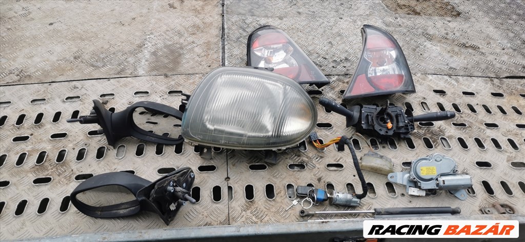 Renault Clio II gyújtás kapcsoló  1. kép