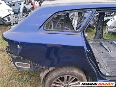 Toyota Avensis (T270 Facelift) kombi Jobb hátsó sárvédő 