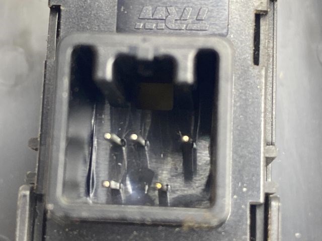 TOYOTA COROLLA Jobb első Ablakemelő Kapcsoló 4. kép