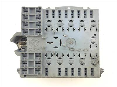 Gyári bontott biztosítékdoboz Fiat Punto III 1,2 8V 46835597