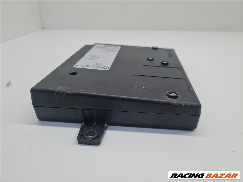 Volkswagen Golf VI bluetooth elektronika (14256) 3c8035730a 5. kép