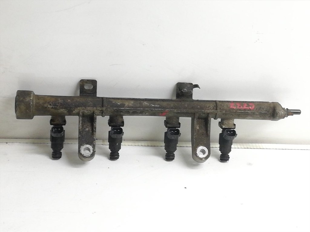 HYUNDAI GETZ (TB) 1.3 Porlasztó Sor / Híd #6737# 3531022600 1. kép