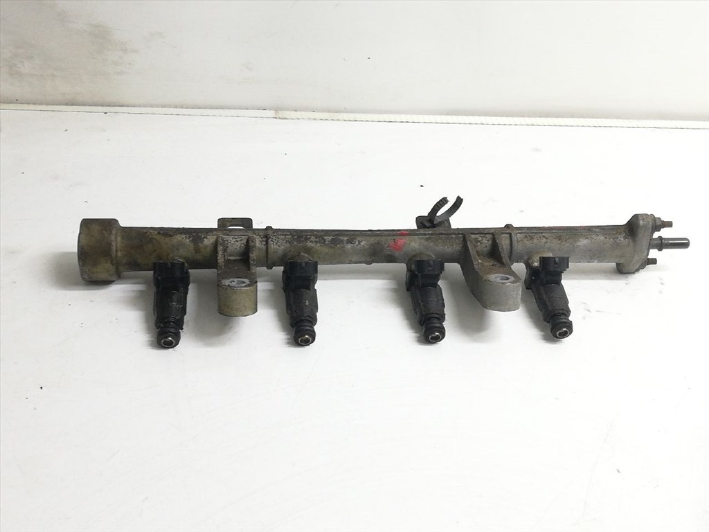 HYUNDAI GETZ (TB) 1.3 Porlasztó Sor / Híd #6737# 3531022600 2. kép