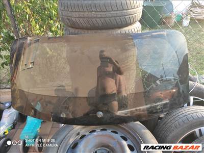 Nissan Leaf II csomatér ablak üveg 