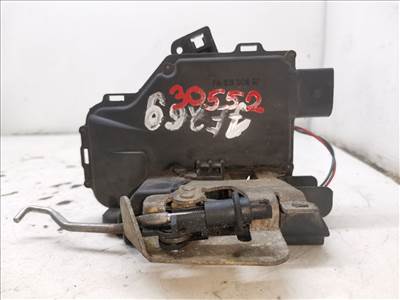 AUDI A6 II Avant (4B5/ 4B6/ C5) 2.5 TDI quattro Jobb első Ajtózár #30552#