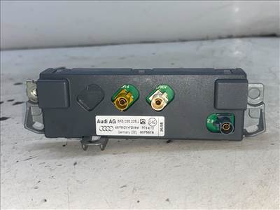 AUDI A4 IV (8K2/ B8) 1.8 TFSI Antenna Erősítő #28513# 8K5035225J