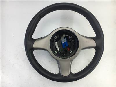 Alfa romeo 159 nem multigombos, perforált kormánykerék
