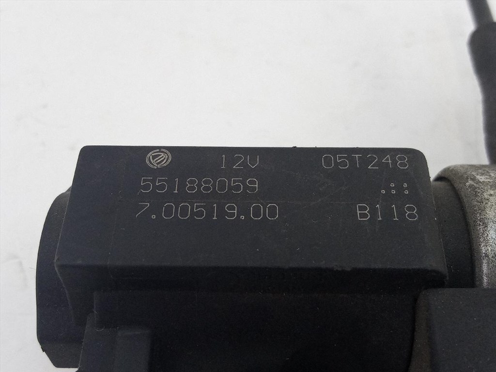 Turbó nyomás vezérlő, Változó Geometriájú Turbó mágnesszelep, nyomásátalakító 55188059 3. kép