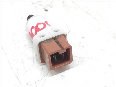 PEUGEOT 206 (2A/C) 1.4 i Fék Pedál Kapcsoló #10098#