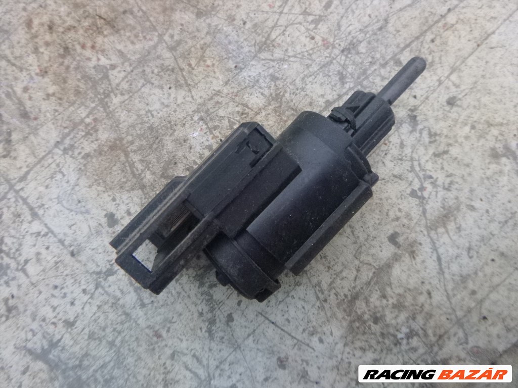 Skoda Fabia I 2002 féklámpa kapcsoló 1J0 945 511 C 1j0945511c 1. kép