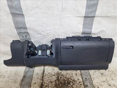 VW TOUAREG (7LA/ 7L6/ 7L7) 2.5 R5 TDI Kesztyűtartó #32751# 7L6858904