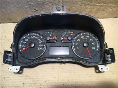 Fiat Panda digit klímás bontott óracsoport 51711246