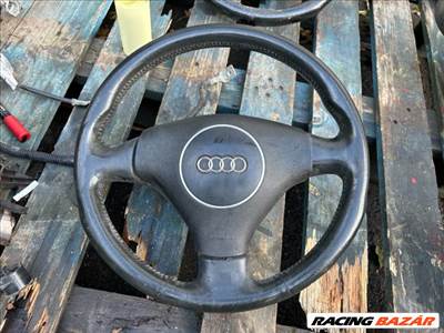 Audi A3 (8P) AUDI A3 Kormány 8p0419091h