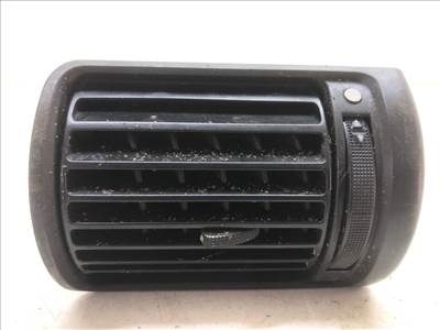 AUDI A4 (8D2/ B5) 1.6 Bal Szellőző #22402# 8D1820901
