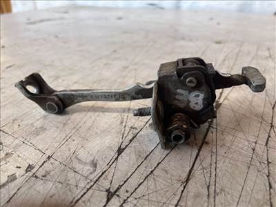 OPEL SIGNUM 2.2 direct Bal első Ajtóhatároló #24706# 09229749