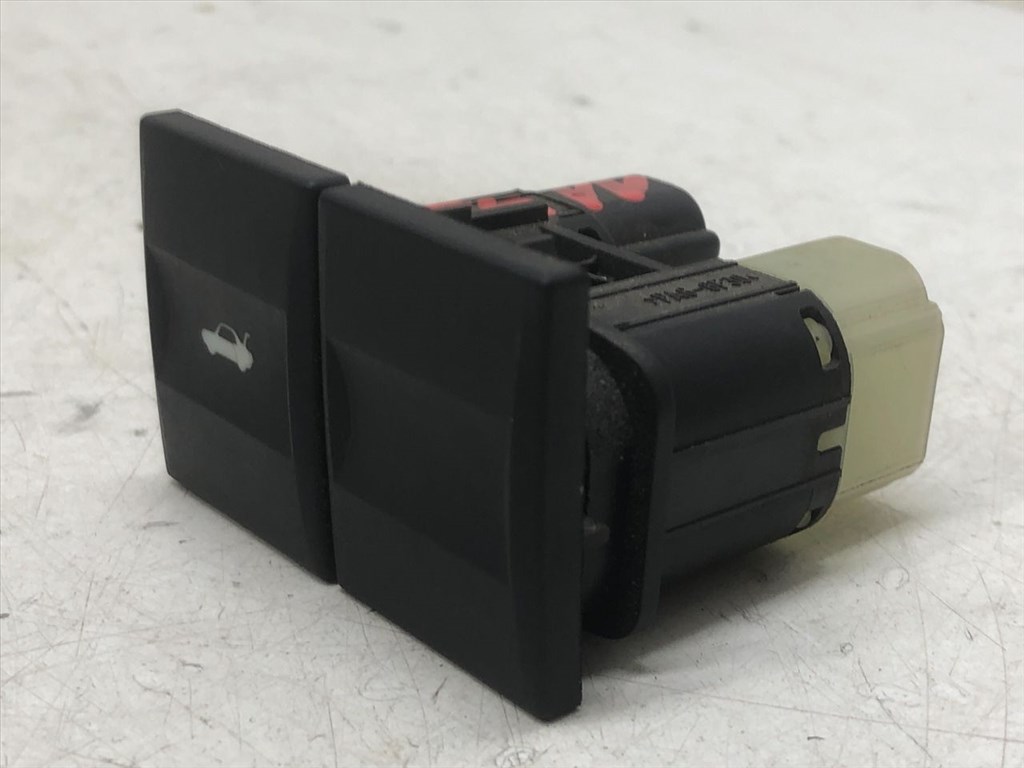 FORD MONDEO III (B4Y) 2.0 TDCi Csomagtérajtó Kapcsoló #11489# 1S7T19B514AA 1. kép