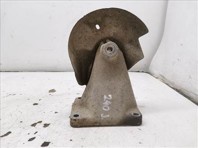 MERCEDES-BENZ E-CLASS (W210) E 200 (210.035) Motor Tartó Bak Jobb #29518# 6042230004