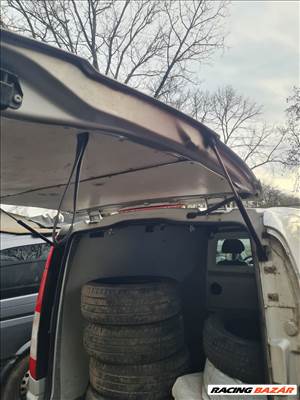 Mercedes Vito 639 Hátsóajtó (üresen)