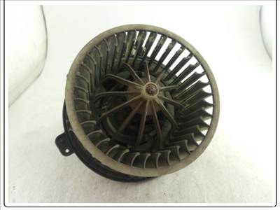 FIAT PUNTO (176_) 55 1.1 Fűtőmotor (Nem klímás) #2486#