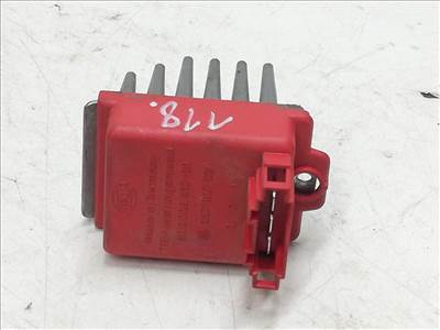 AUDI A4 (8D2/ B5) 1.8 Előtét Ellenállás Fűtőmotor #8011# 357907521