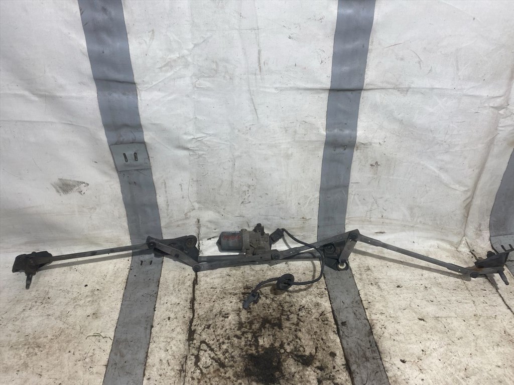 CHRYSLER VOYAGER IV (RG/ RS) 2.5 CRD Első Ablaktörlő Szerkezet Motorral #28748# 1. kép