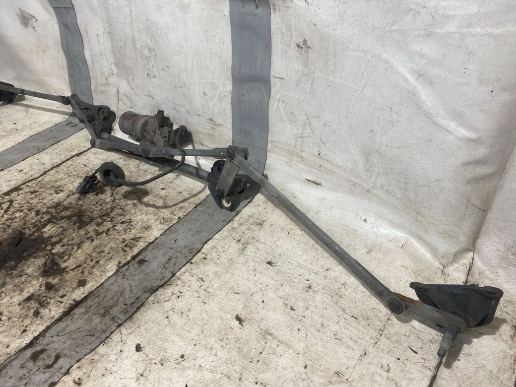 CHRYSLER VOYAGER IV (RG/ RS) 2.5 CRD Első Ablaktörlő Szerkezet Motorral #28748# 3. kép