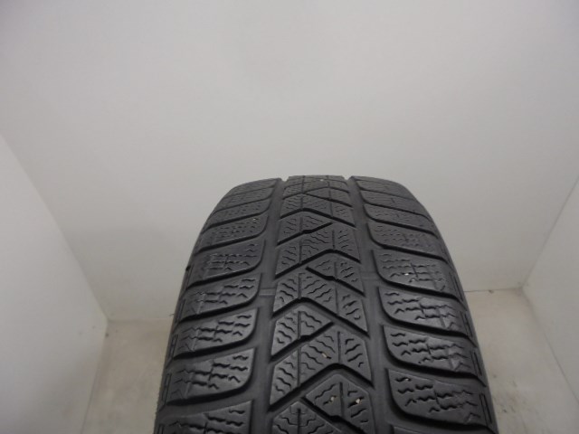 Pirelli Sottozero 3 215/60 R16  1. kép