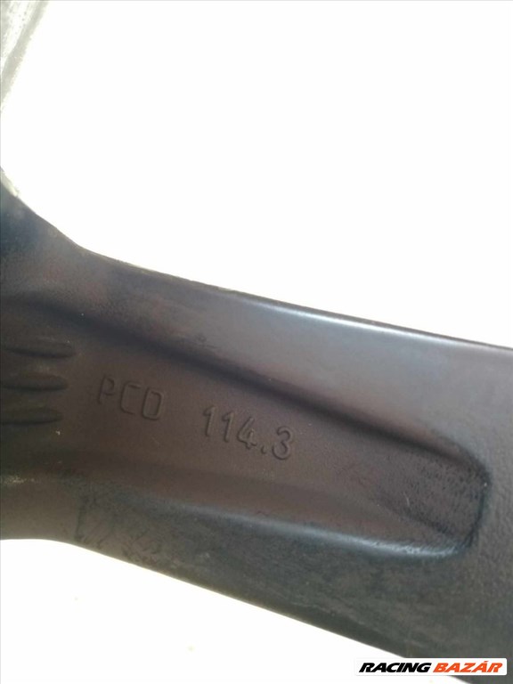  5x114.3 lyukosztású 17" újszerű alufelni, rajta 225/45 újszerű Michelin nyári gumi gumi  6. kép