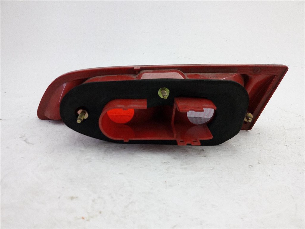 Alfa Romeo 156 2002-2005 facelift bal hátsó belső lámpa.<br />Betét nélkül 60685982	 3. kép