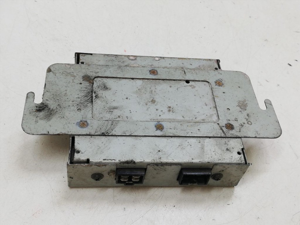 RENAULT TWINGO I (C06_) 1.2 Szervó Szivattyú Elektronika #13204# 8200090112 8. kép