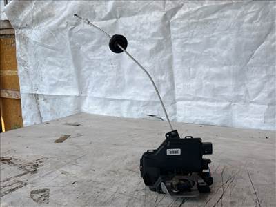 AUDI A4 Avant II (8E5/ B6) 1.9 TDI Jobb első Ajtózár #24912# 8E1837016C