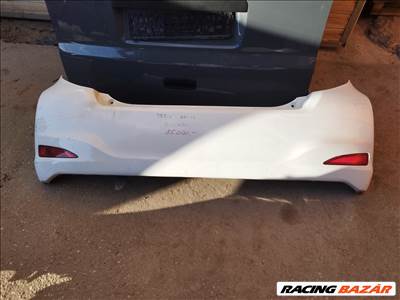 Toyota Yaris (XP130/XP150) Hátsó lökhárító 