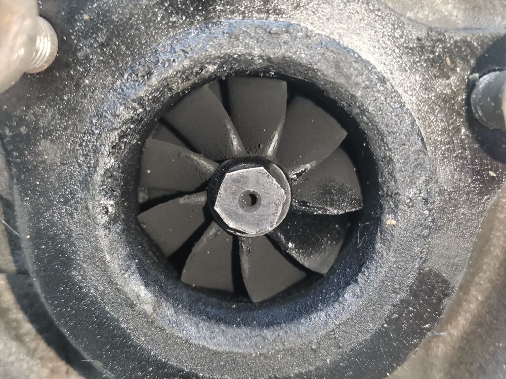 AUDI A6 II Avant (4B5/ 4B6/ C5) 2.5 TDI quattro Turbó #30824# 059145704C 7. kép