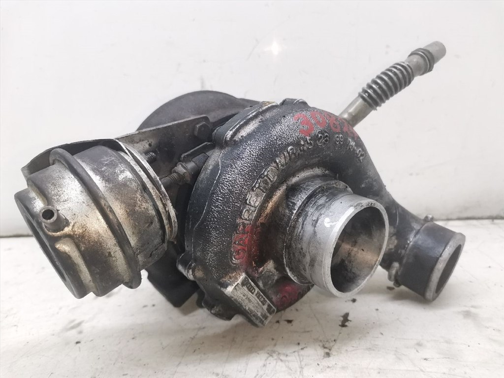 AUDI A6 II Avant (4B5/ 4B6/ C5) 2.5 TDI quattro Turbó #30824# 059145704C 10. kép