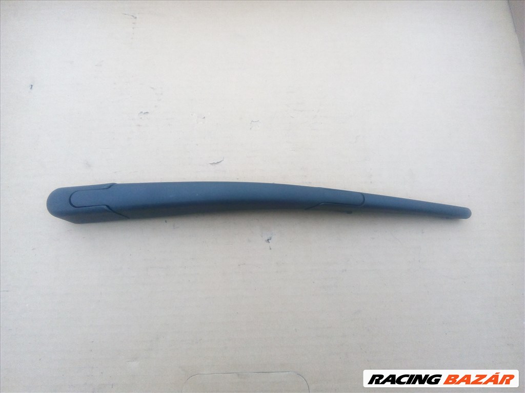 Opel Astra H GTC első hátsó lökhárító alkatrészek 9. kép