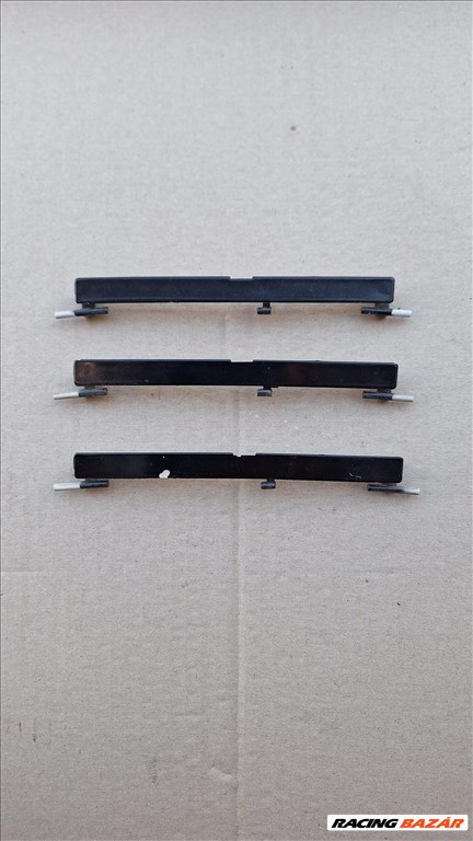 Opel Astra H GTC első hátsó lökhárító alkatrészek 10. kép