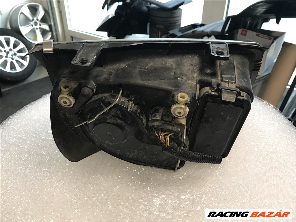 Volkswagen Bora bal fényszóró / halogén 2. kép