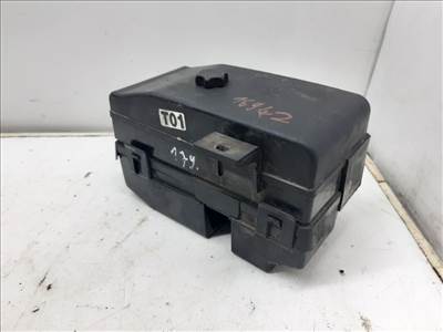 HYUNDAI TRAJET (FO) 2.0 CRDi Biztosítéktábla Motortér #16942# 912203A002