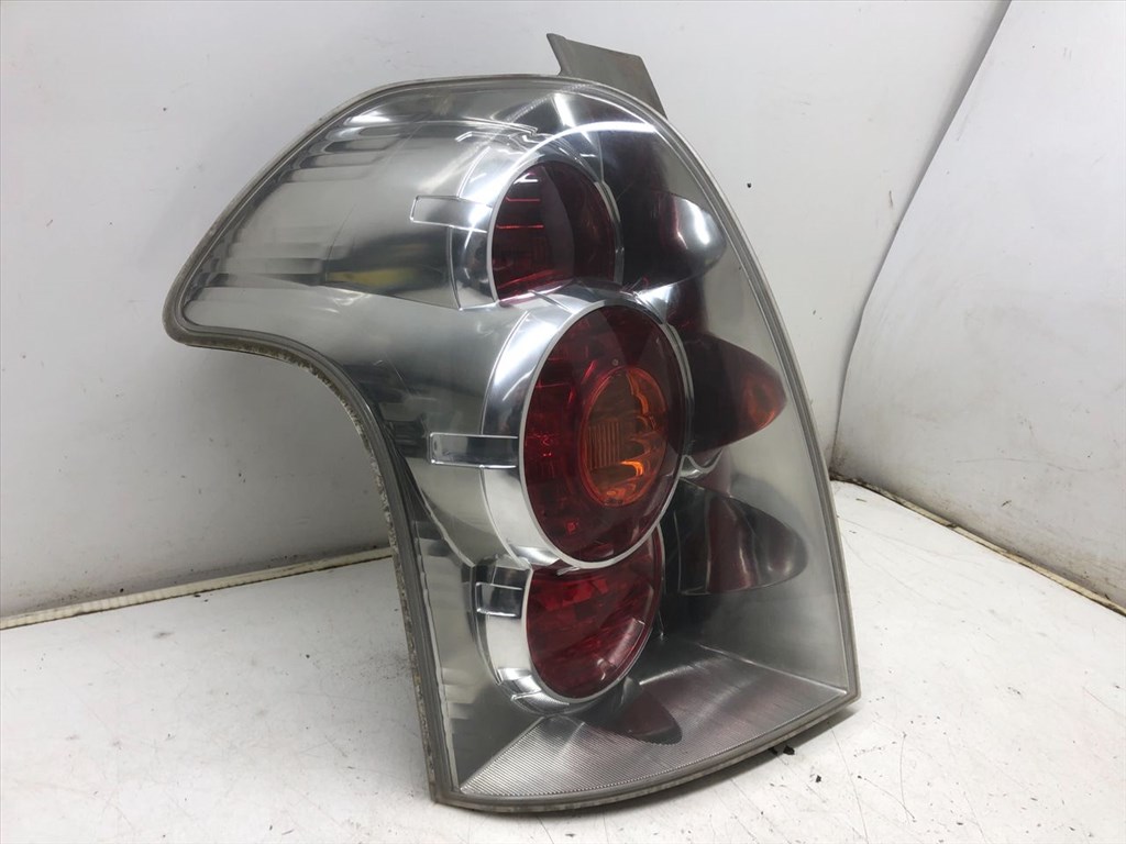 TOYOTA COROLLA Verso II (ZER_/ ZZE12_/ R10) 1.8 (ZNR11_) Bal Hátsó Lámpa #18623# 2. kép