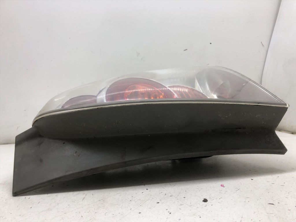 TOYOTA COROLLA Verso II (ZER_/ ZZE12_/ R10) 1.8 (ZNR11_) Jobb Hátsó Lámpa #18624# 7. kép