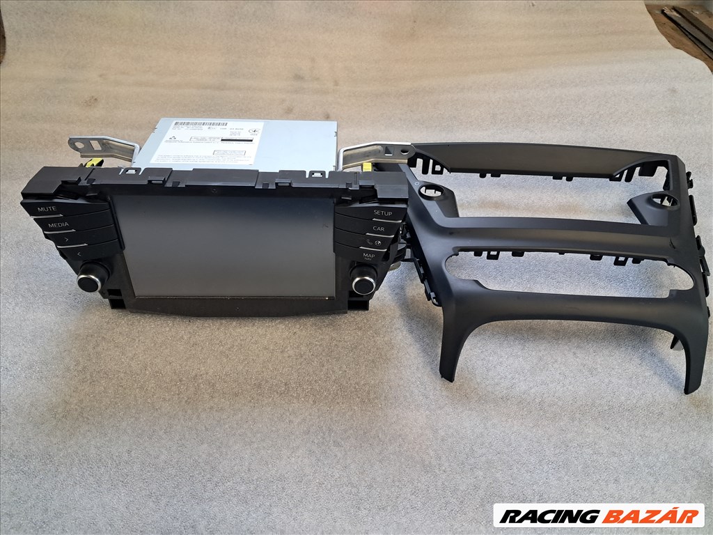 Toyota Avensis (T270 Facelift) navigációs fejegység  8614005250 1. kép