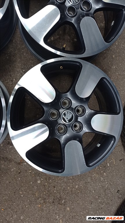  5x112 lyukosztású 7JJ 17" használt (gyári felni) alufelni 3. kép