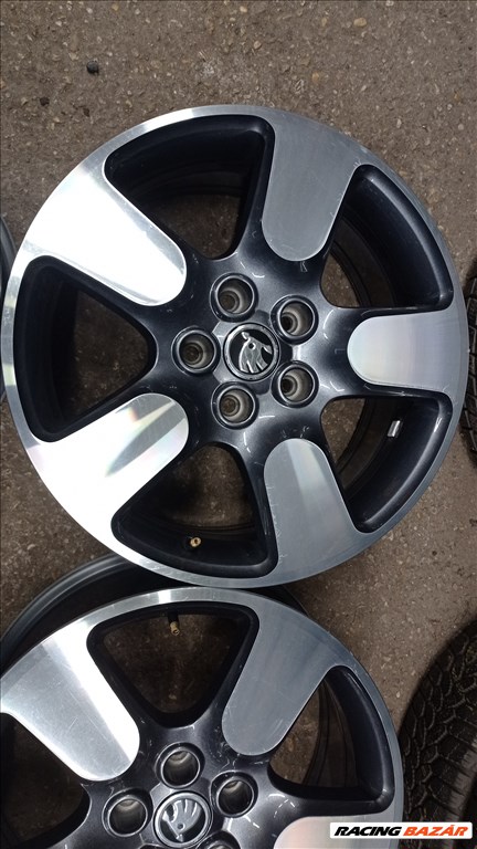 5x112 lyukosztású 7JJ 17" használt (gyári felni) alufelni 4. kép