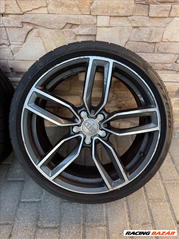 AUDI S3 19” nyári szerelt kerékgarnitúra PZERO 235/35 R19  2. kép